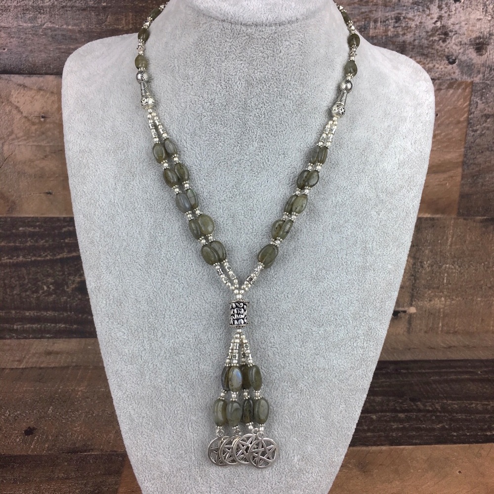 New Labradorite Gemstone Pentacle Star Gothic Goth Beaded Necklace 20”